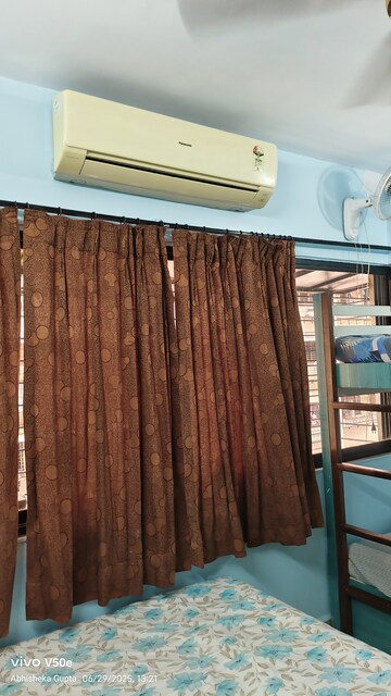 Bedroom in 1 BHK Apartment at Siddhivinayak Darshan, Mahalaxmi – for Rent
