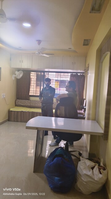 Master Bedroom in 1 BHK Apartment at Siddhivinayak Darshan, Mahalaxmi – for Rent