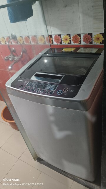 Furnished Amenities in 1 BHK Apartment at Siddhivinayak Darshan, Mahalaxmi – for Rent