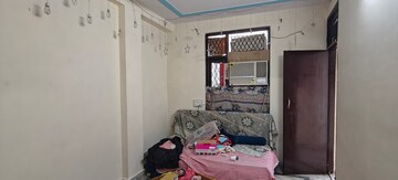 Bedroom in 1 BHK Builder Floor at Mayur Vihar Phase 1 – for Rent