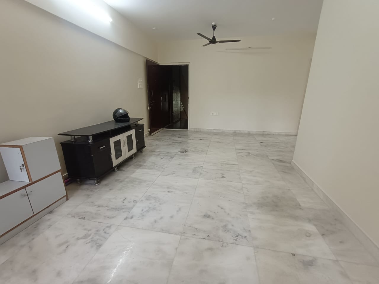 2 BHK + Servant Room 730 Sq.Ft. Apartment in RNA Continental