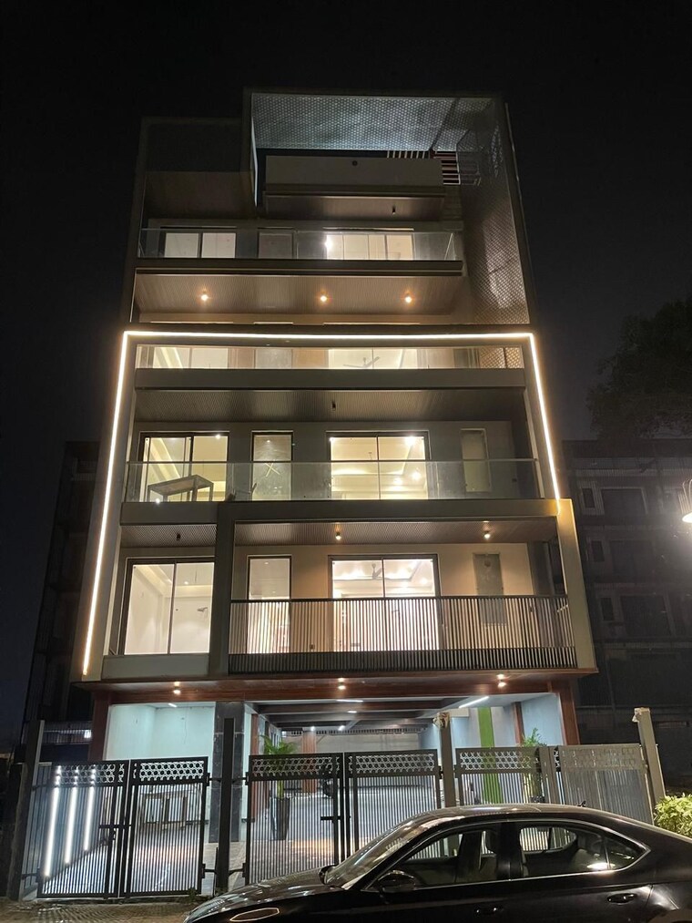 Exterior View, emaar-mgf-emerald-hills 3 Bedroom 2400 Sq.Ft. Builder Floor In Sector 65 Gurgaon 8897433