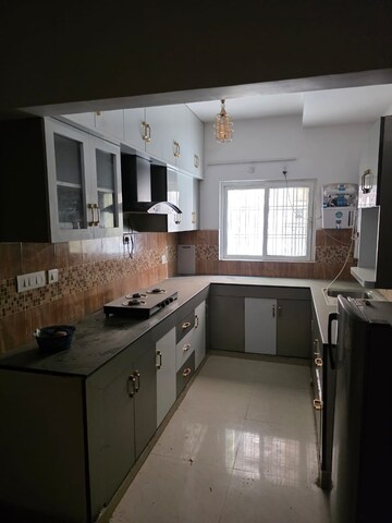 Kitchen in 3 BHK Apartment at Jankipuram – for Rent