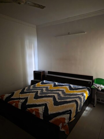 Bedroom in 3 BHK Apartment at Sargam Apartment, Jankipuram – for Rent