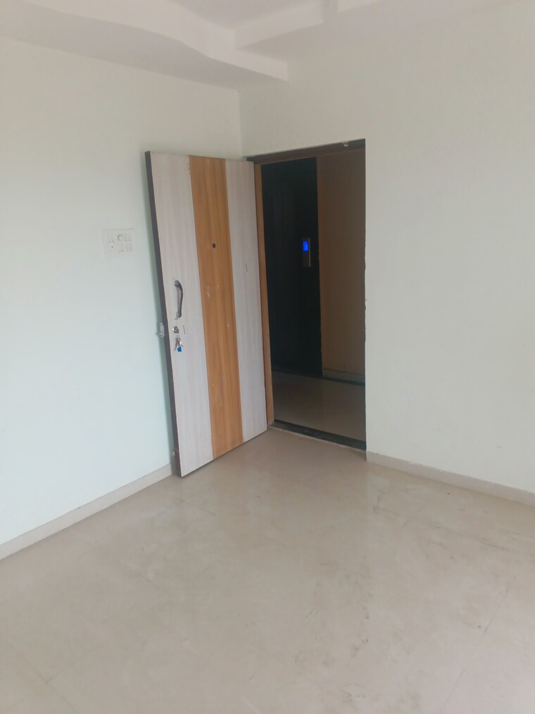 Room, sterling-heights-vasai-east 1 Bedroom 650 Sq.Ft. Apartment In Vasai East Palghar 8897449
