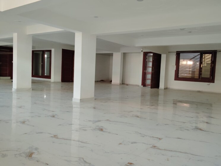 Floor Plan, gomti nagar Commercial Office Space 2000 Sq.Ft. In Gomti Nagar Lucknow 8897450