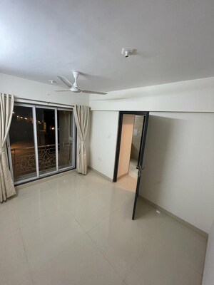 Room in 1 BHK Apartment at Tharwani Vedant Nakshatra, Badlapur West – for Sale