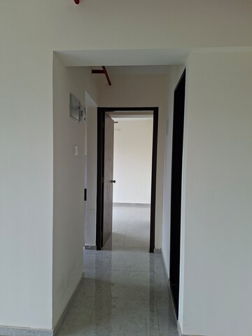 Furnished Amenities in 1 BHK Apartment at Mahavir Kalpavruksha, Ghodbunder Road – for Rent