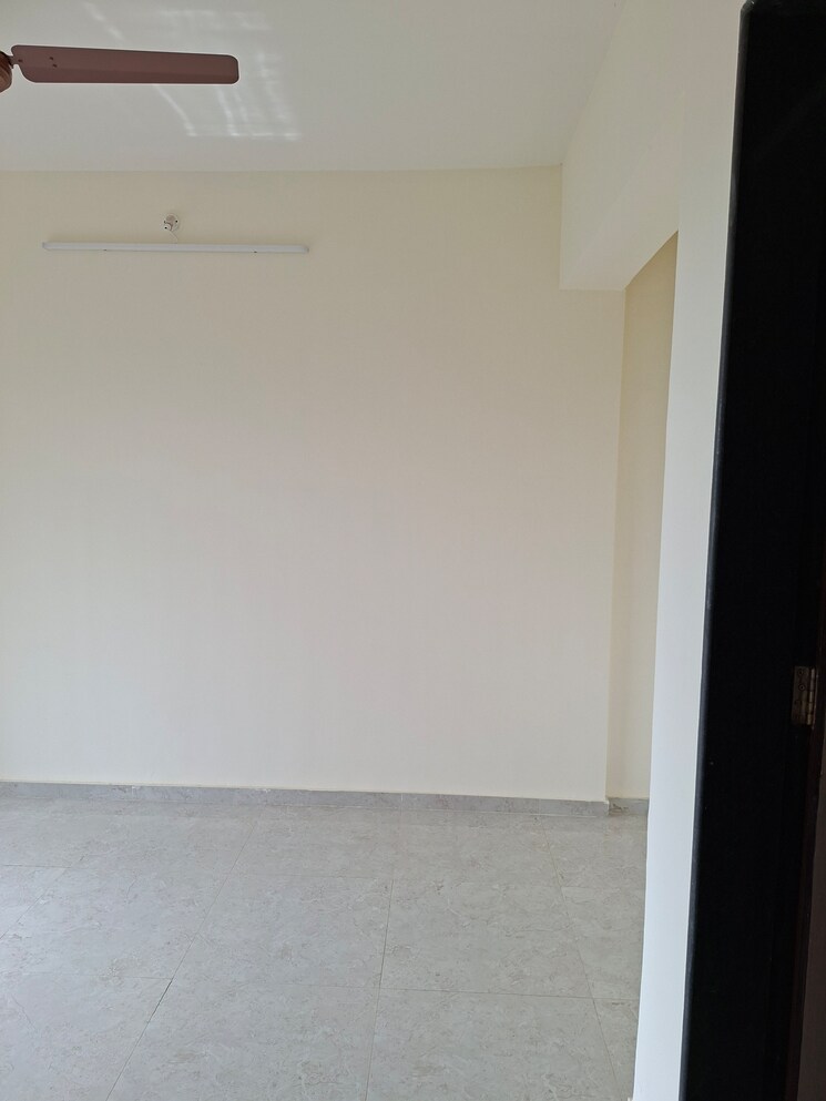 Room, mahavir-kalpavruksha 1 Bedroom 665 Sq.Ft. Apartment In Ghodbunder Road Thane 8897489