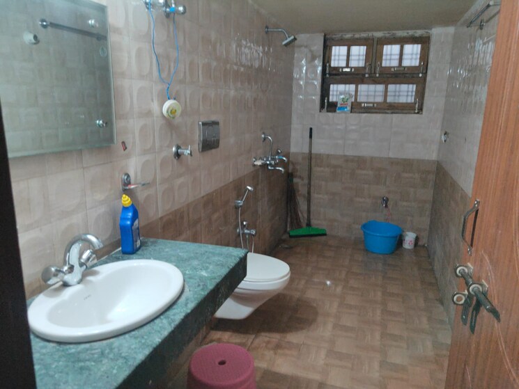 Bathroom, nijampur malhaur 2.5 Bedroom 1400 Sq.Ft. Independent House In Nijampur Malhaur Lucknow 8897495