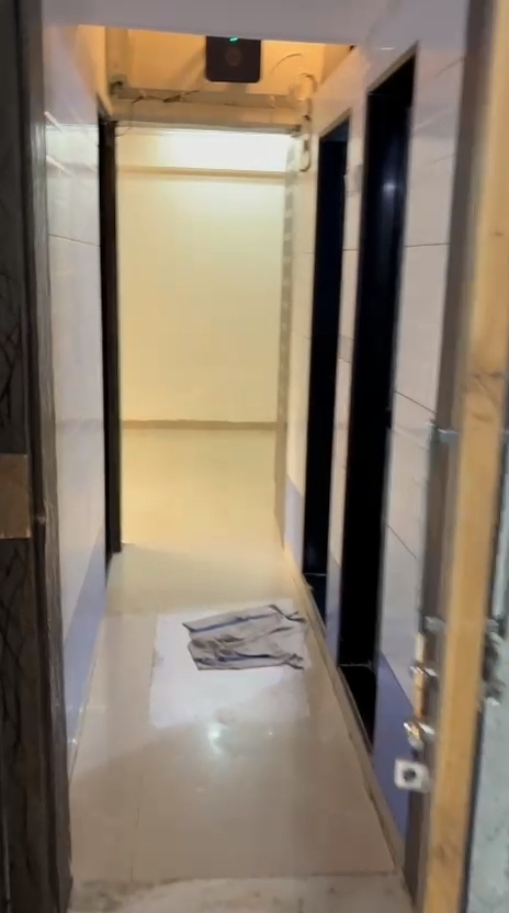 2 BHK + Pooja Room 700 Sq.Ft. Apartment in Royal Classic Co Op Society