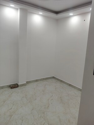 Room in 2 BHK Builder Floor at Govindpuri – for Sale