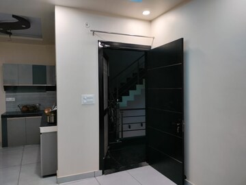 Room in 3 BHK Independent House at Chinhat – for Rent