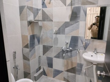 Bathroom in 3 BHK Independent House at Chinhat – for Rent
