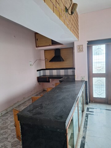 Master Bedroom in 3 BHK Independent House at Indira Nagar – for Rent