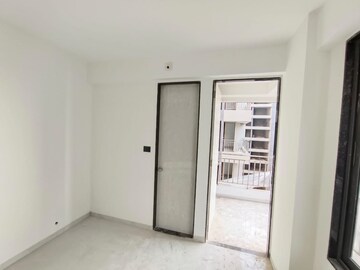 Room in 2 BHK Apartment at Palanpur – for Rent