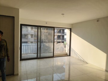 Room in 2 BHK Apartment at Palanpur – for Rent