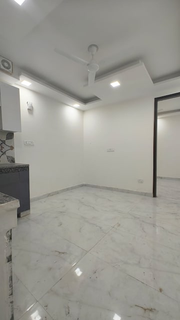 Room in 2 BHK Builder Floor at Govindpuri – for Rent