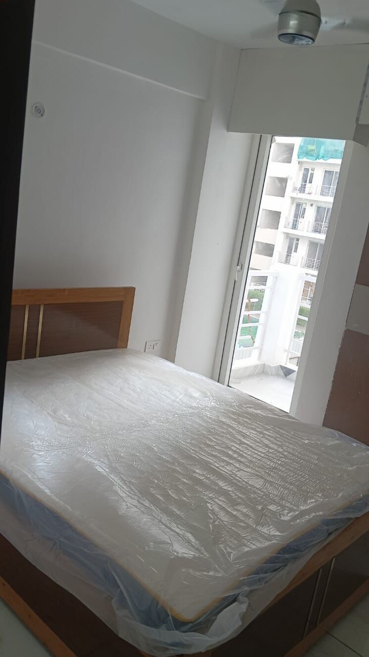 Bedroom, urban-axis-urban-woods 3 Bedroom 1560 Sq.Ft. Apartment In Sushant Golf City Lucknow 8897561