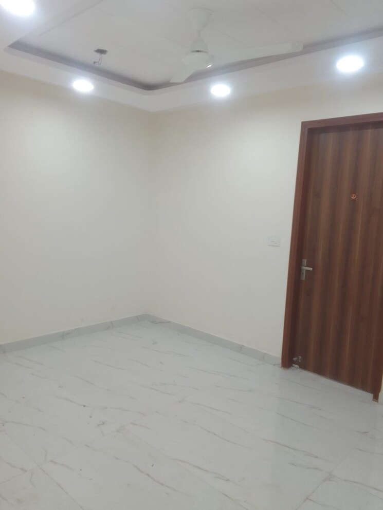 Room, govindpuri 3 Bedroom 920 Sq.Ft. Builder Floor In Govindpuri Delhi 8897569