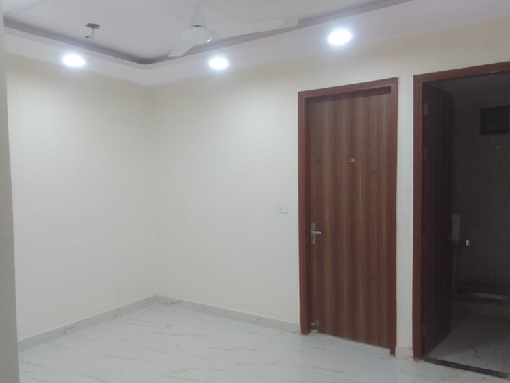 Room, govindpuri 3 Bedroom 920 Sq.Ft. Builder Floor In Govindpuri Delhi 8897569