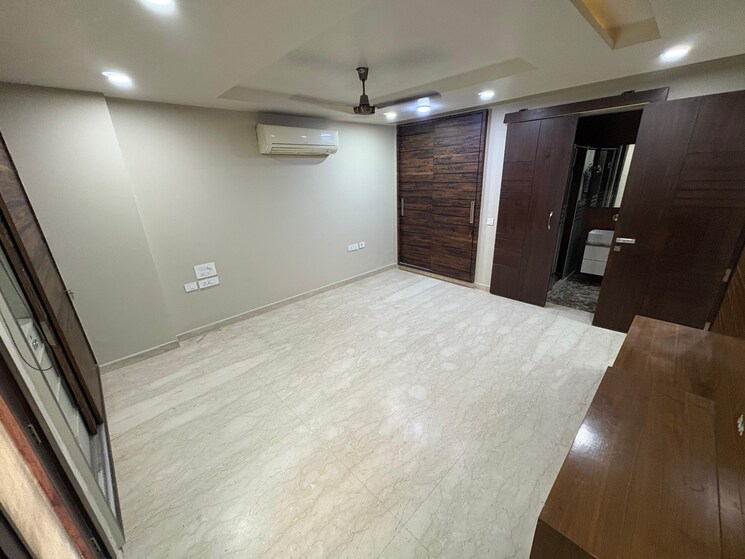 Room, navbharat-apartments 3 Bedroom 1500 Sq.Ft. Builder Floor In Paschim Vihar Delhi 8897575