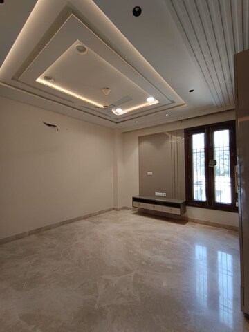 3 BHK Apartment For Rent in Navbharat Apartments, Paschim Vihar