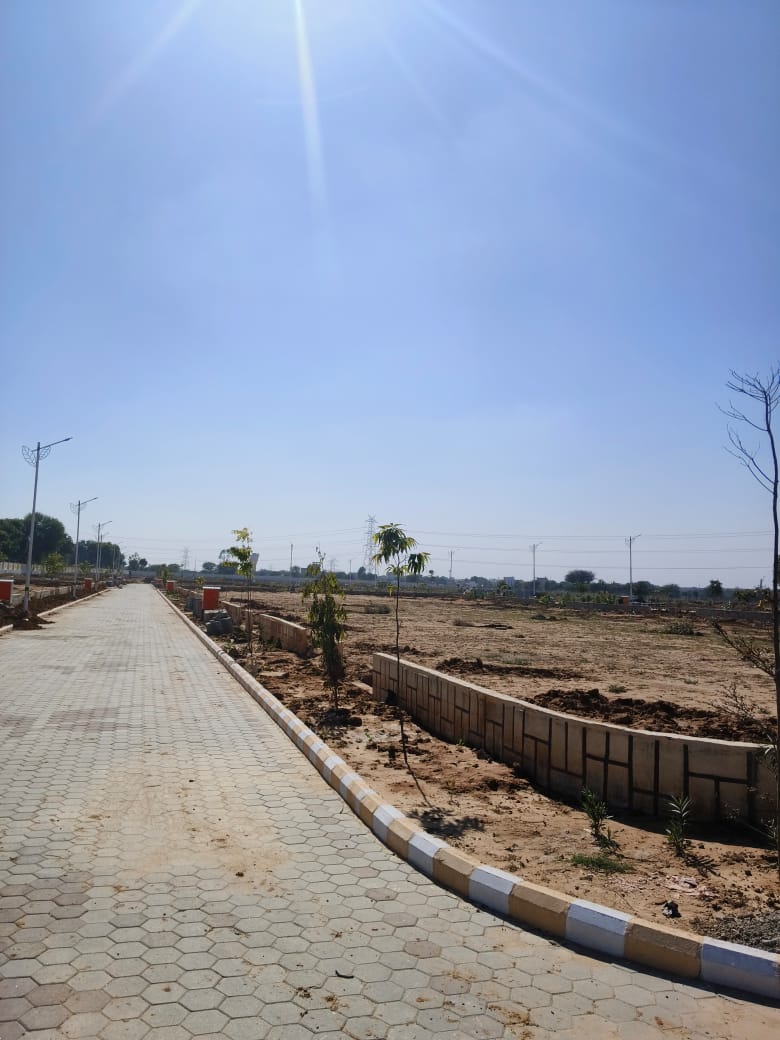 Plot For Sale in Ampayar 