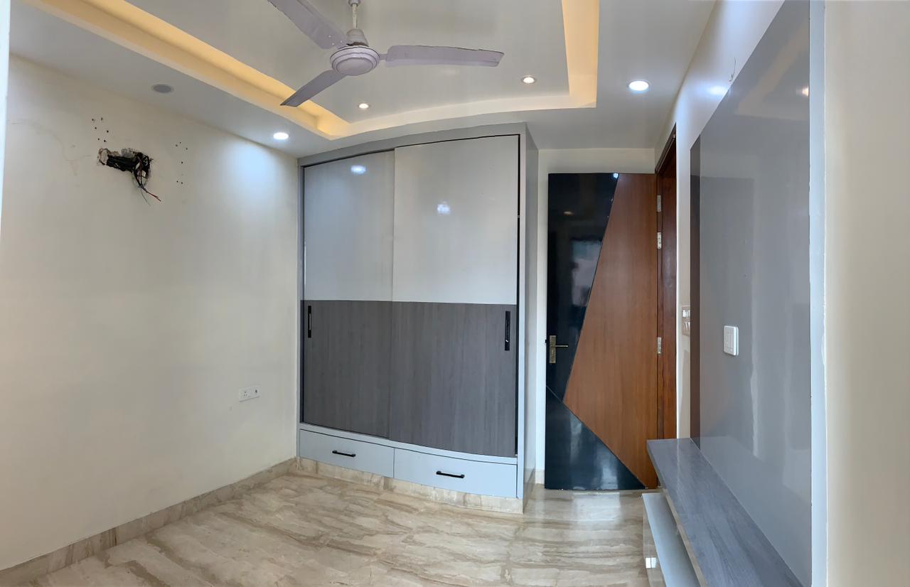 2 BHK Apartment For Rent in Priyadarshni Apartments