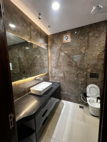 Attached Bathroom in 3 BHK Apartment at Sunder Apartment, Paschim Vihar – for Rent