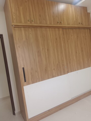 Furnished Amenities in 2 BHK Apartment at Manikonda – for Rent