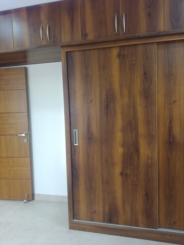 Room in 3 BHK Apartment at Manikonda – for Rent