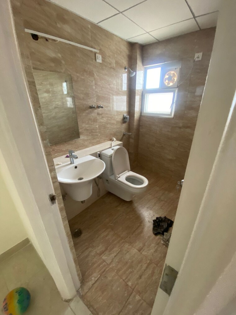 Bathroom, shree-vardhman-victoria 3 Bedroom 1950 Sq.Ft. Apartment In Sector 70 Gurgaon 8897621