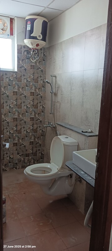 Bathroom in 3 BHK Apartment at Sector 20 – for Rent