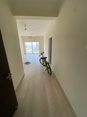 Room in 3 BHK Apartment at Shree Vardhman Victoria, Sector 70 – for Rent