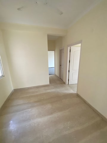 Room in 3 BHK Apartment at Shree Vardhman Victoria, Sector 70 – for Rent