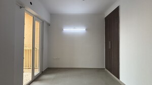 Room in 3.5 BHK Apartment at ATS Nobility, Sector 4 Greater Noida – for Sale