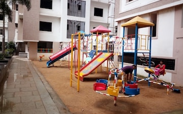 4 BHK Apartment For Sale in Vasavi Lakecity West, Hafeezpet