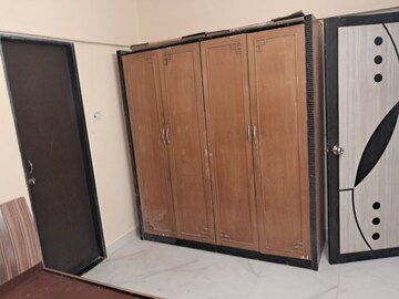 Room in 1 BHK Apartment at Sheetal Tulsi Vihar CHS, Malad East – for Rent
