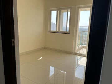 Room in 1 BHK Apartment at VJ YashOne Infinitee, Tathawade – for Rent