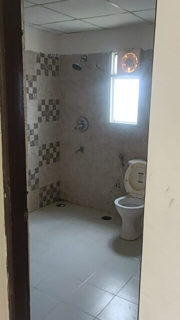 Bathroom in 2 BHK Apartment at Gurukripa Indraprastha Grand, Raebareli Road – for Rent