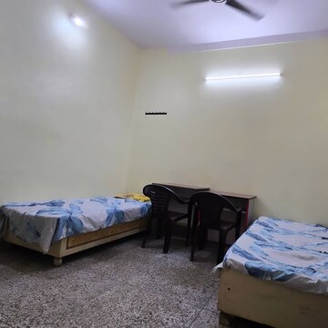 Room in  Pg at Uttam Nagar – for Rent