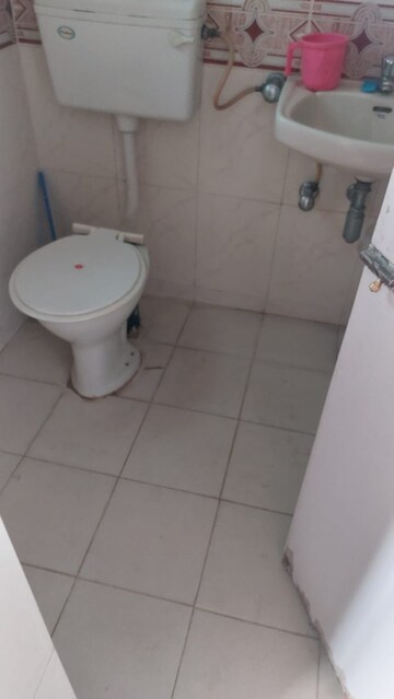 Attached Bathroom in 2 BHK Apartment at Bhosale Nagar – for Rent