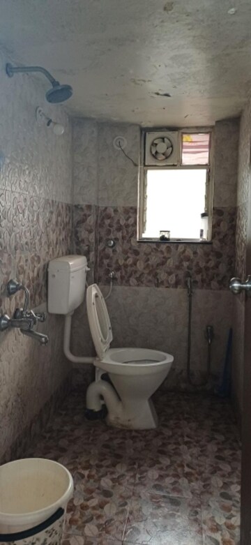 Bathroom in 1.5 BHK Apartment at Bhosale Nagar – for Rent