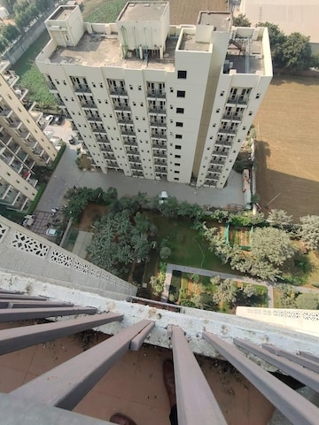 3 BHK Apartment – Exterior View View at Emaar Palm Hills, Sector 77 - for Rent