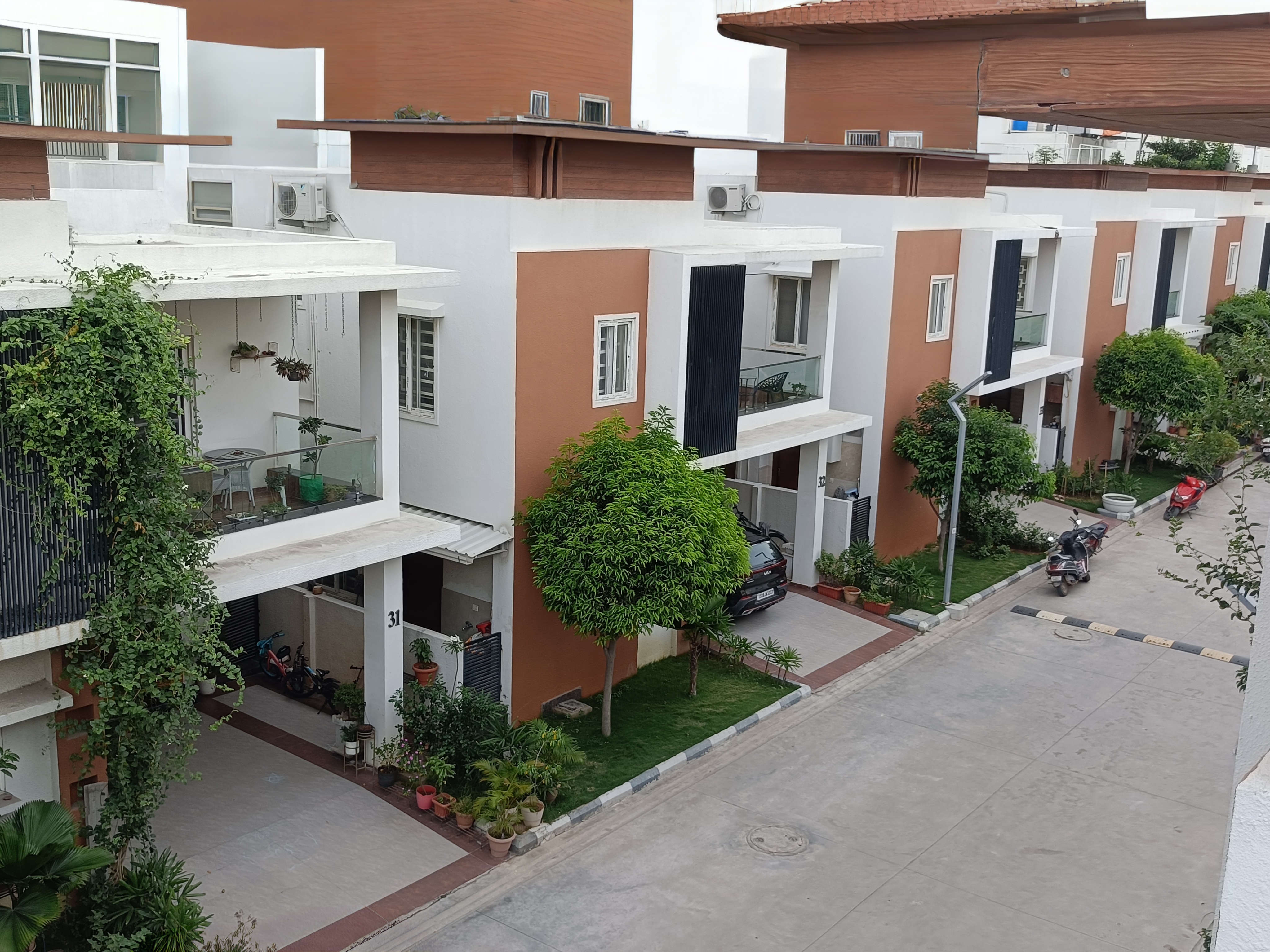 4 BHK + Pooja Room Villa For Sale in Rudhra Royal Village