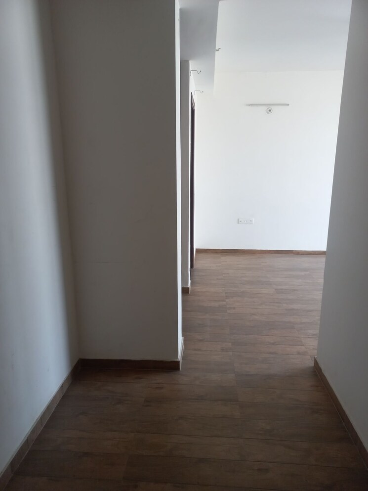 Room, omaxe-royal-residency-faridabad 3 Bedroom 1685 Sq.Ft. Apartment In Sector 79 Faridabad 8897868