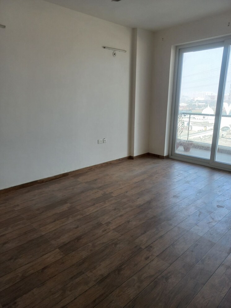 Room, omaxe-royal-residency-faridabad 3 Bedroom 1685 Sq.Ft. Apartment In Sector 79 Faridabad 8897868