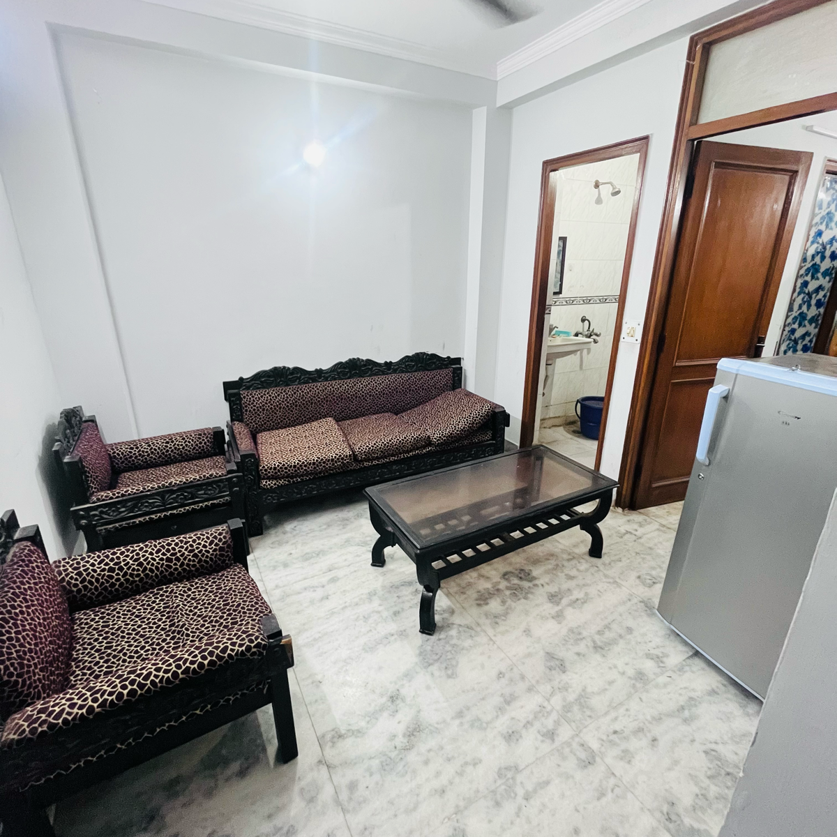 1 BHK + Extra Room Builder Floor For Rent in Khirki Extension