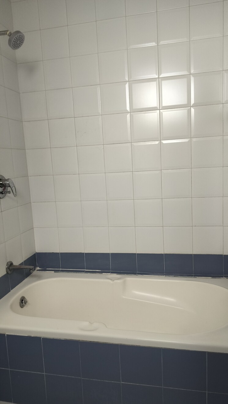 Bathroom, jubilee hills 4 Bedroom 4000 Sq.Ft. Independent House In Jubilee Hills Hyderabad 8897923